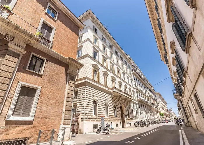 Apartamento Xx Sett: Flat By Barberini Trevi Fountain