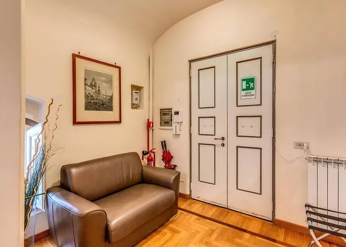 Xx Sett: Flat By Barberini Trevi Fountain Apartamento Roma